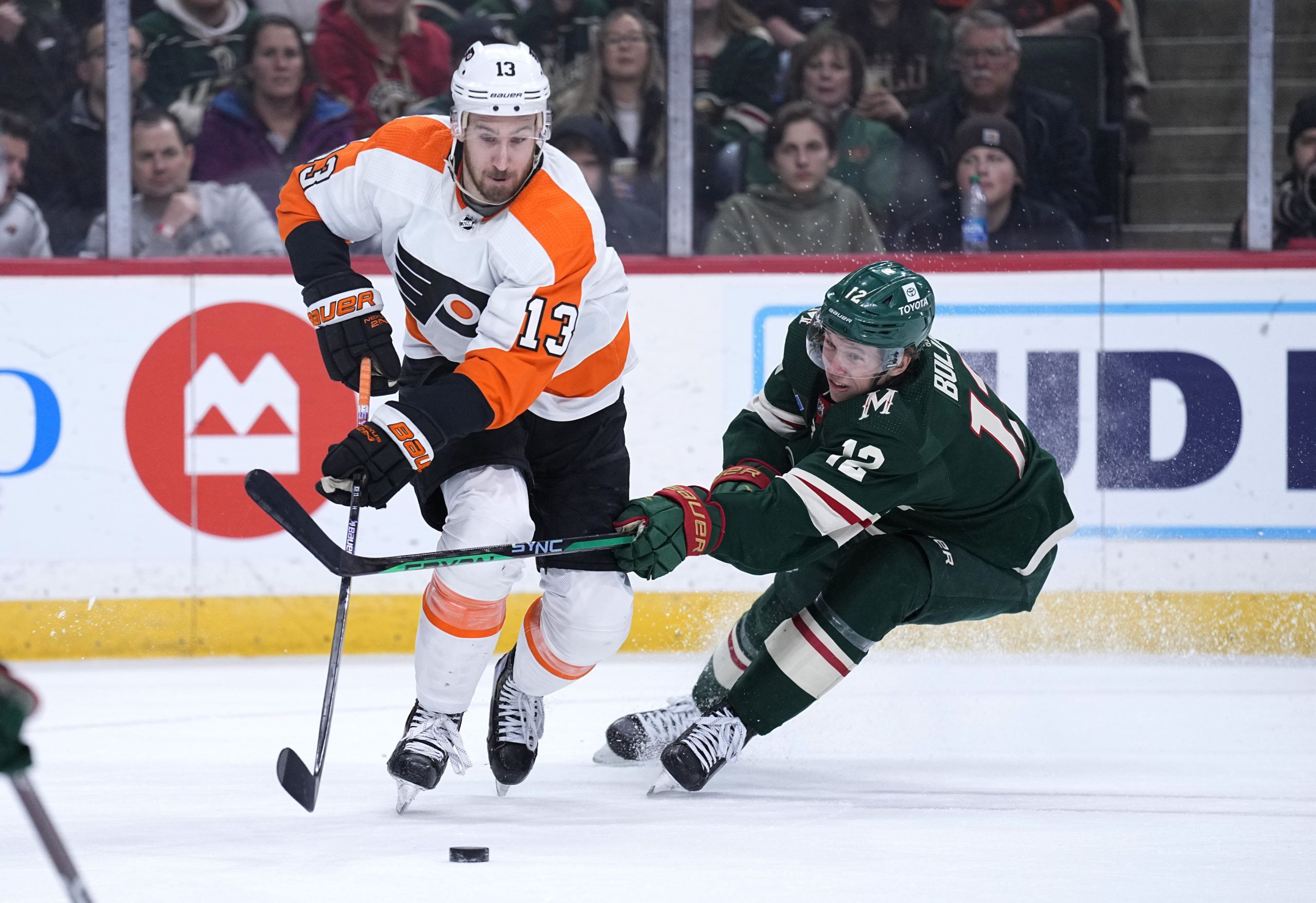 NHL rumors: Flyers 'working' to finalize Kevin Hayes trade with