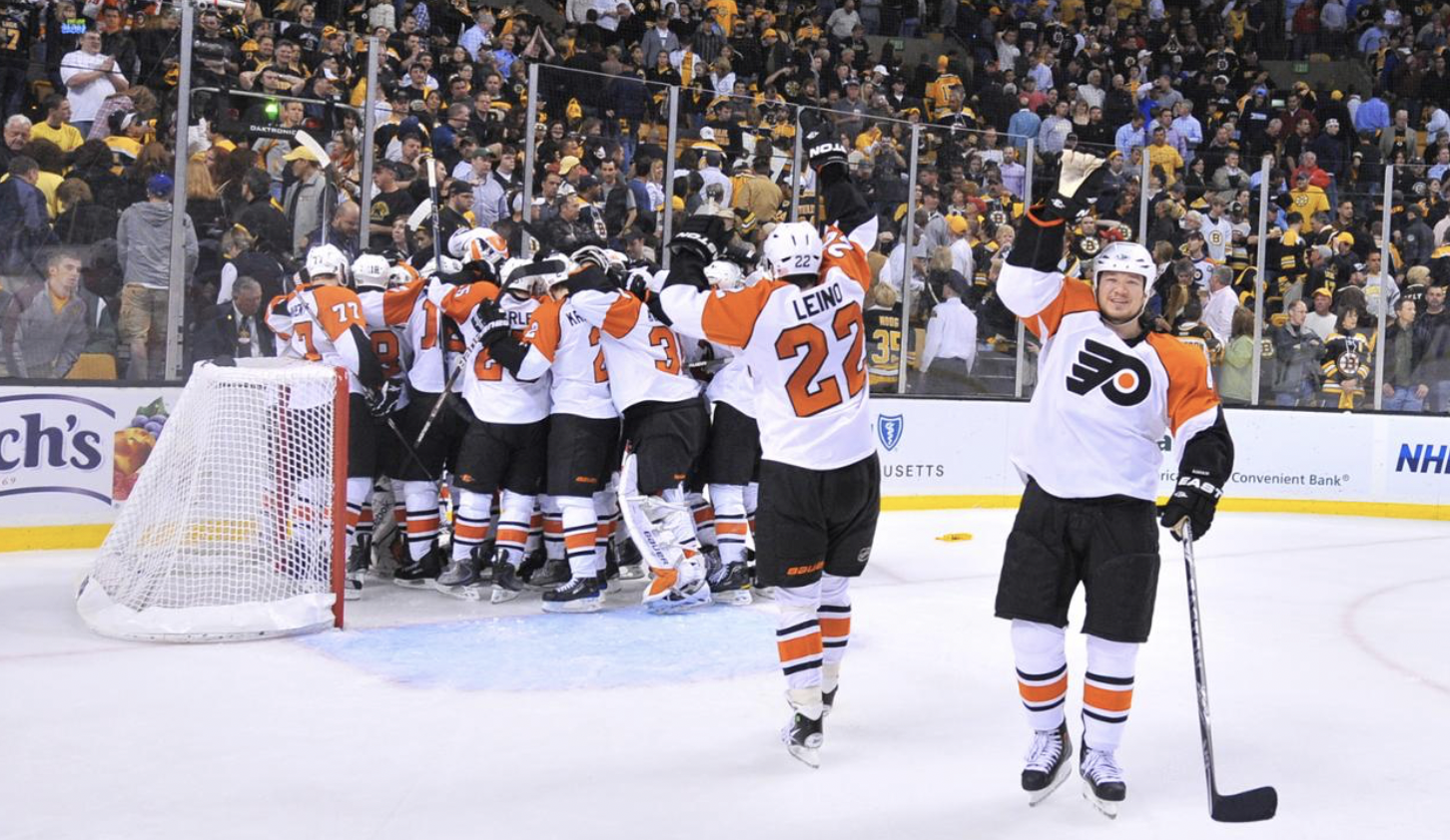 Flyers celebrate 2010 series win at Boston.