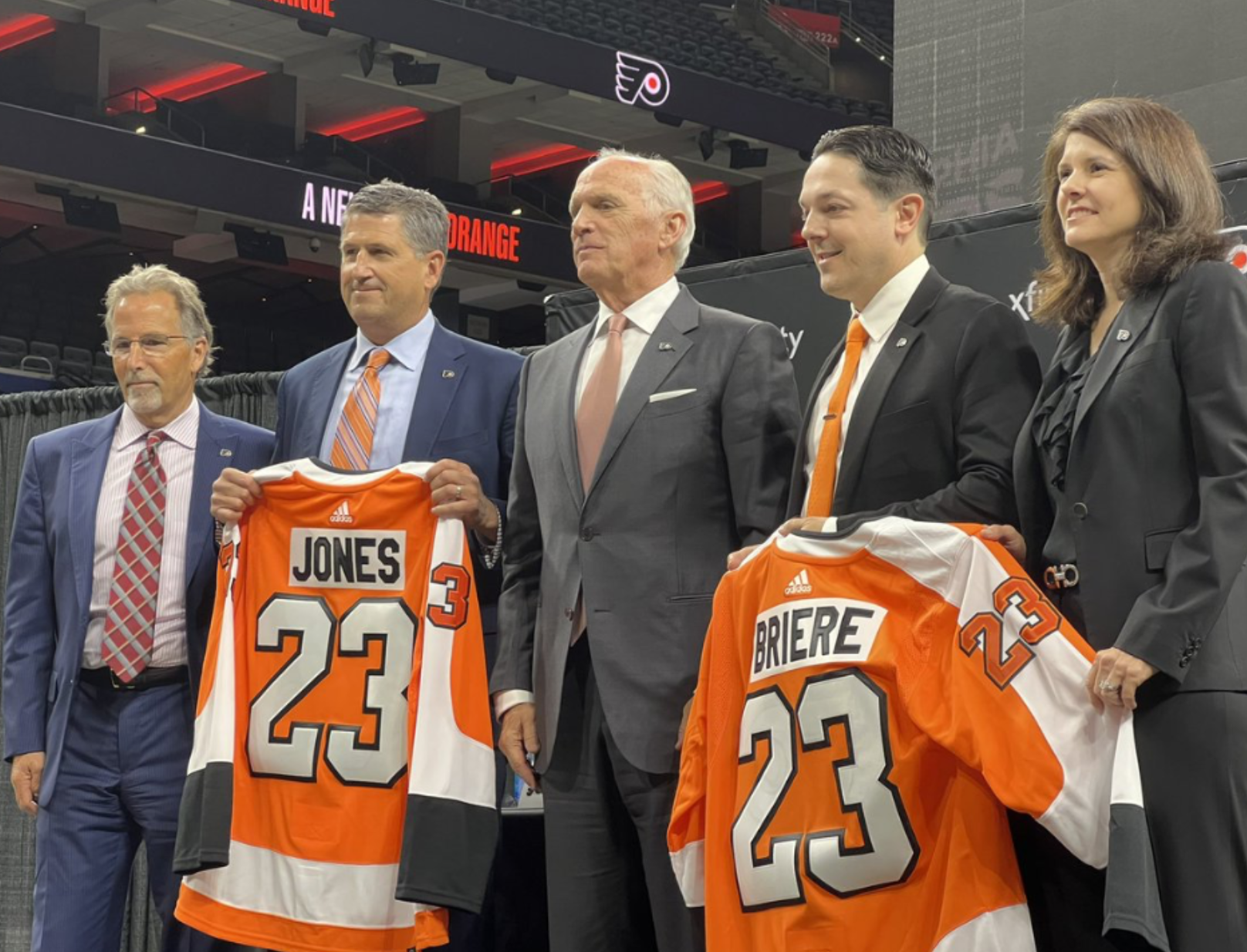 Flyers name Danny Briere assistant to the general manager