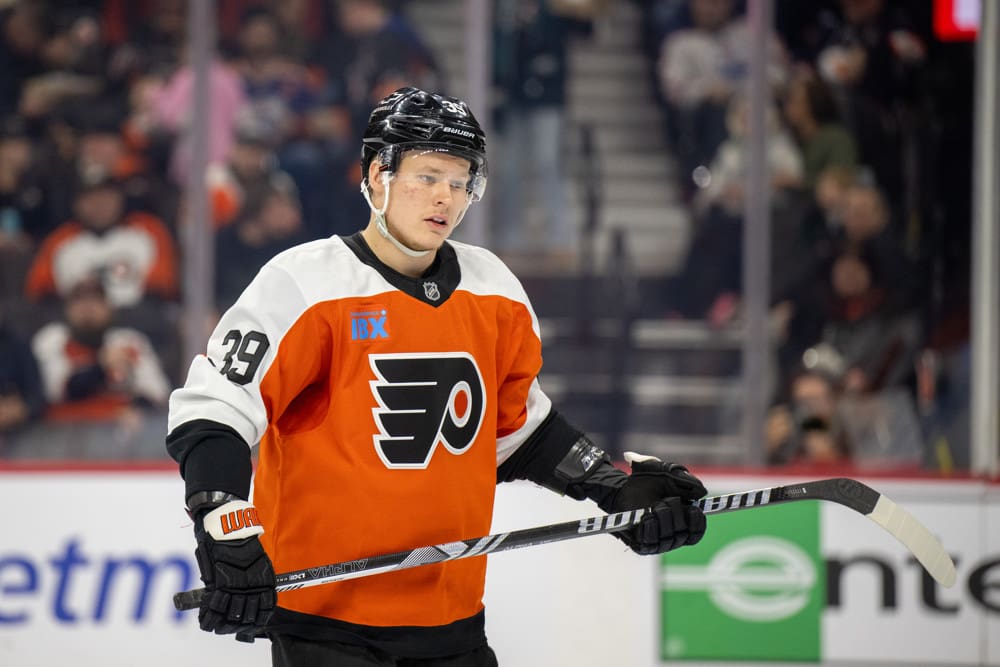 Flyers F Matvei Michkov